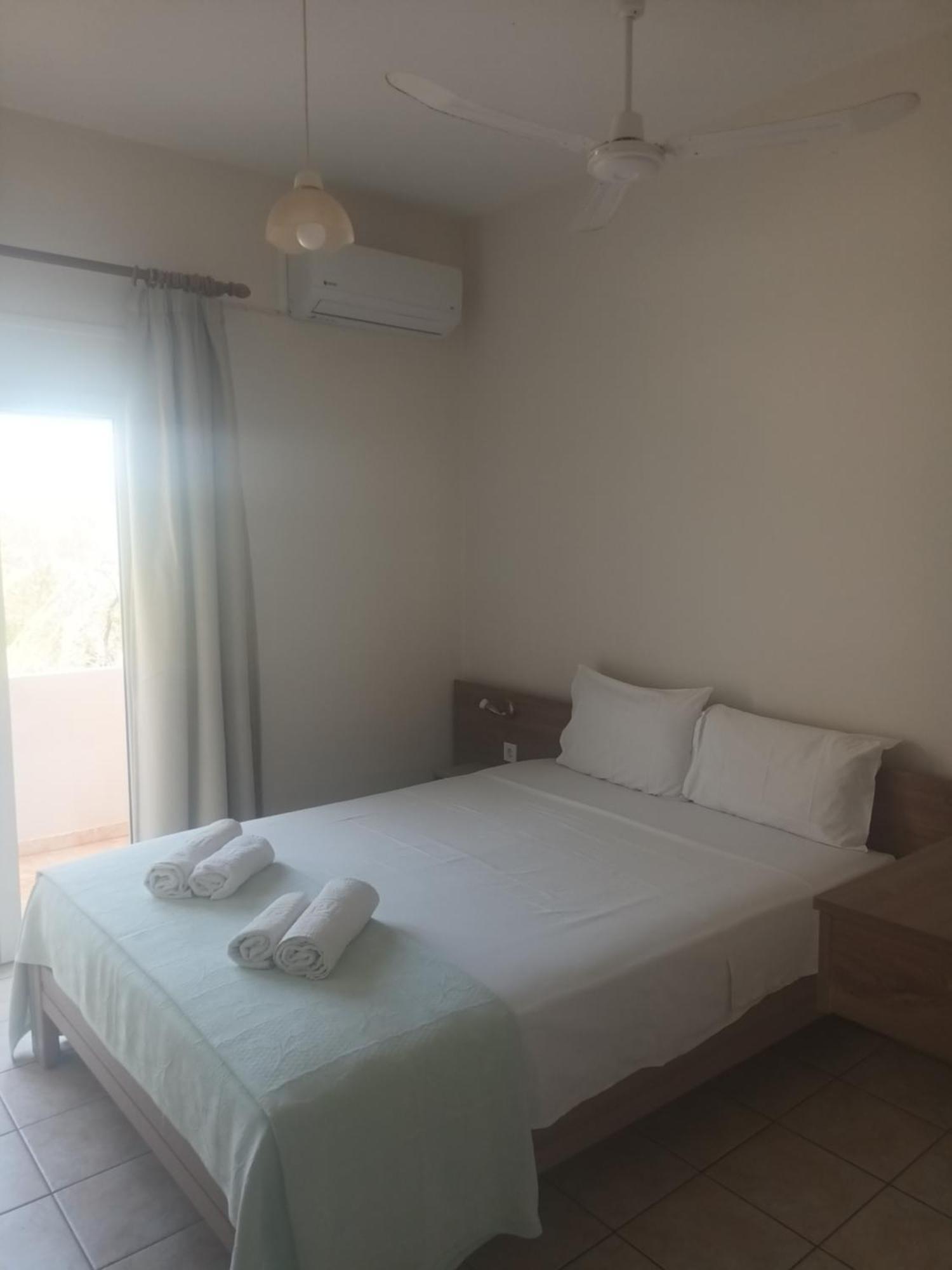 Cathrin Apartment *