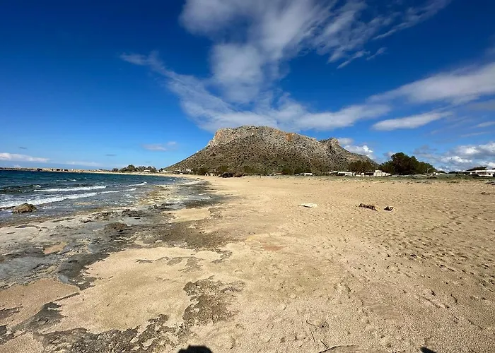 Cathrin Beach Apartments